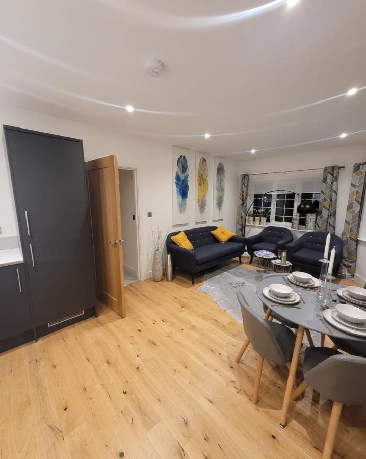 Luxury 2 Bed Apartment In The Heart Of Rochester Rochester (Kent) Exterior foto